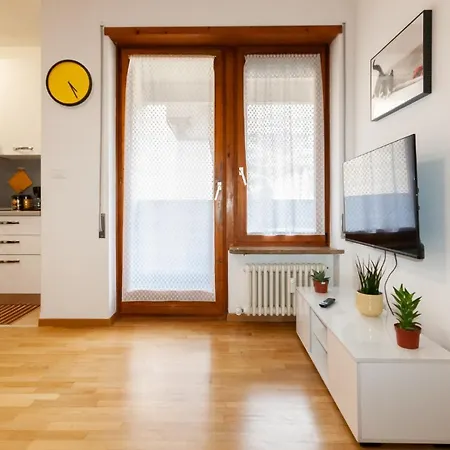 Tranquillo Bilocale Vicino Al Centro Storico Apartamento Bozen